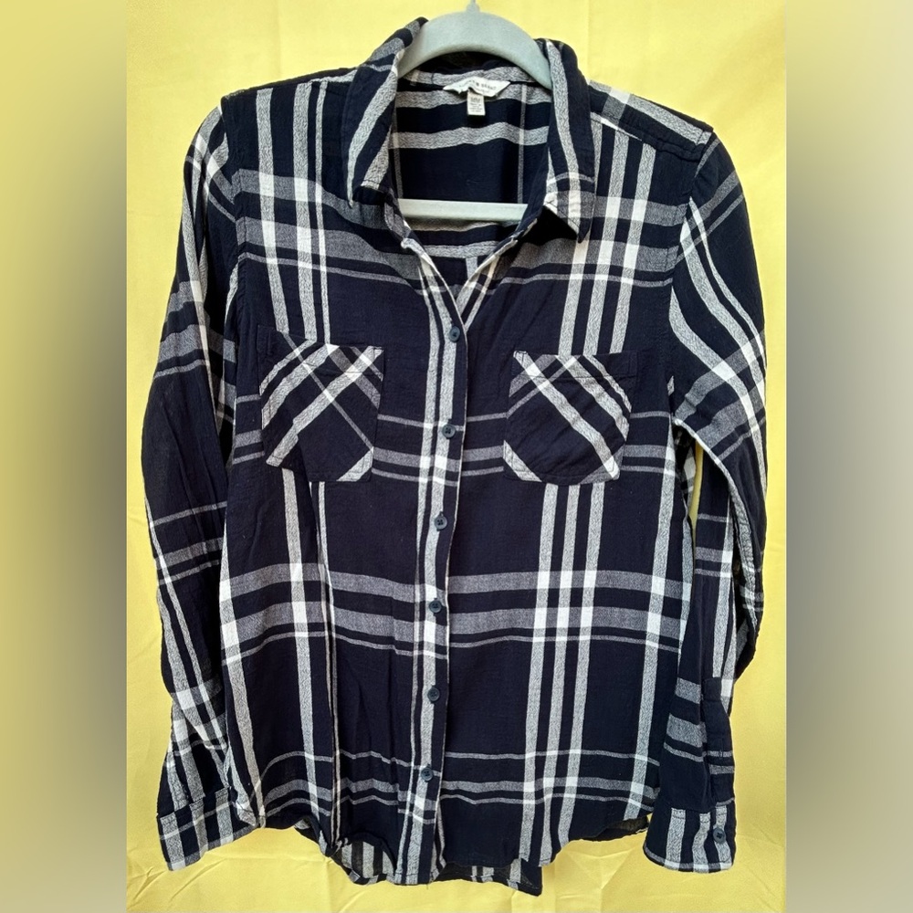 Lucky Brand Navy and White Checkered Women’s Shirt, Size Medium